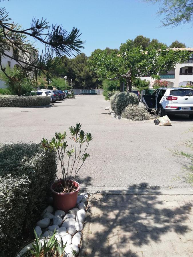 Appartement En Residence Privee Proche Mer Sausset-les-Pins Exteriör bild