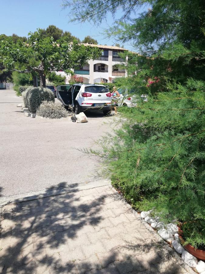 Appartement En Residence Privee Proche Mer Sausset-les-Pins Exteriör bild